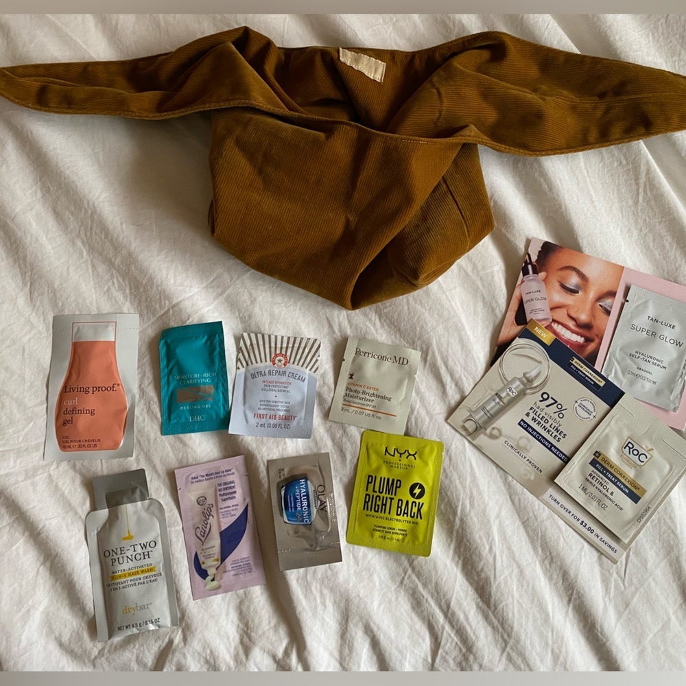 NEW MERIT Beauty Signature Corduroy Makeup Bag with Bonus Samples!